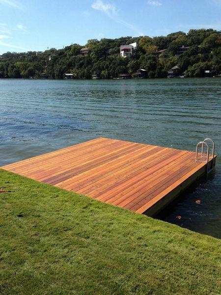 lake austin swim deck 02