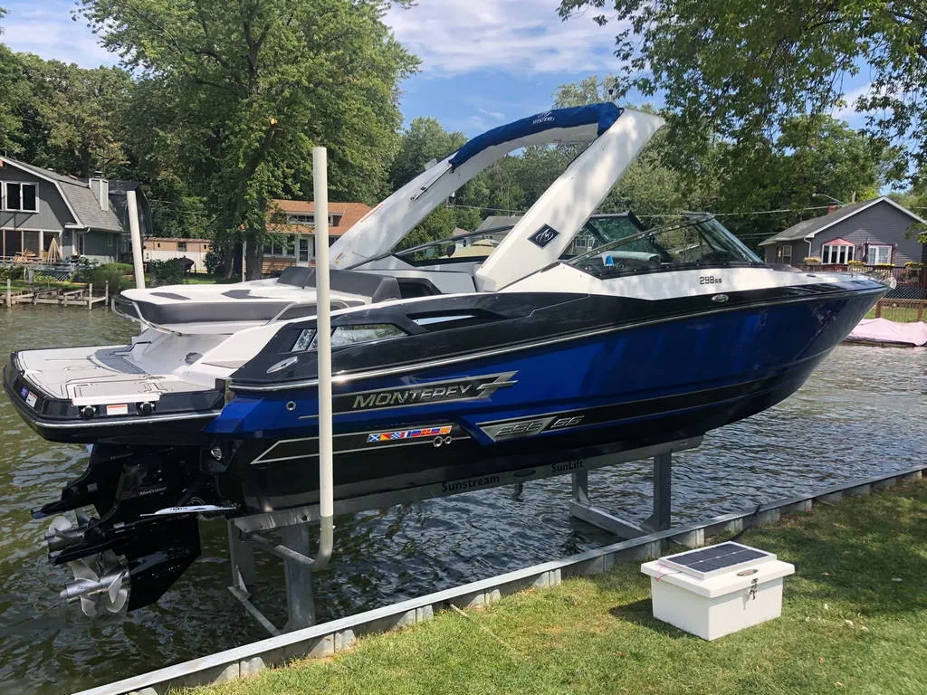 Sunstream Boat Lifts 2